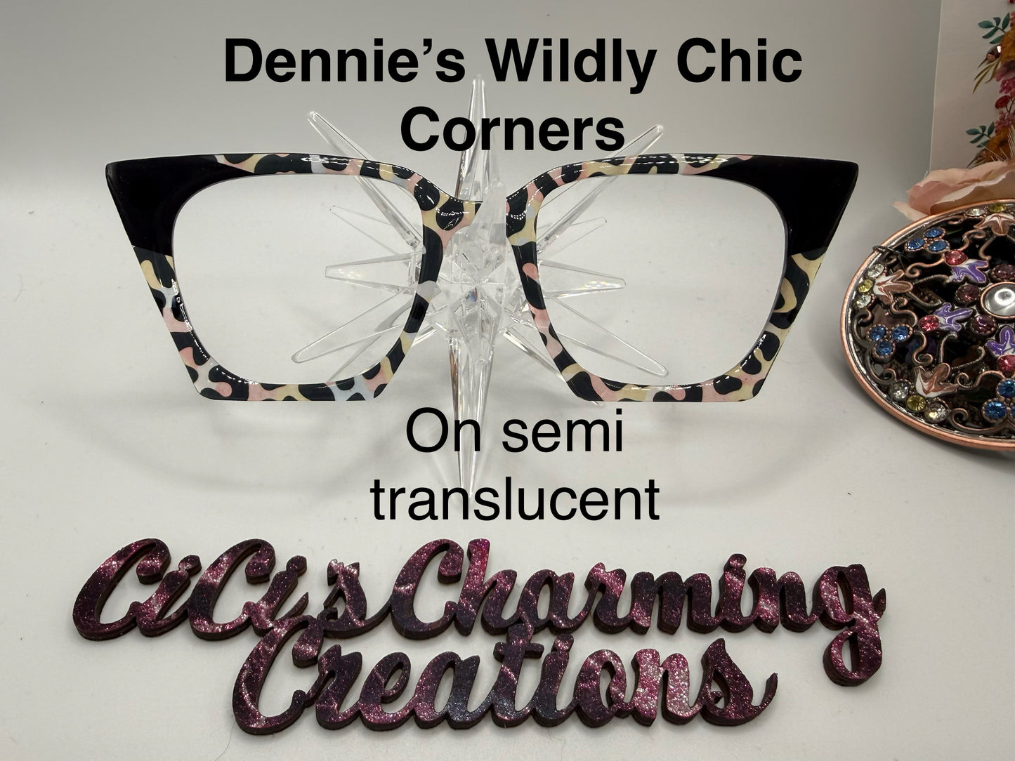 Dennie's Wildly Chic Corners